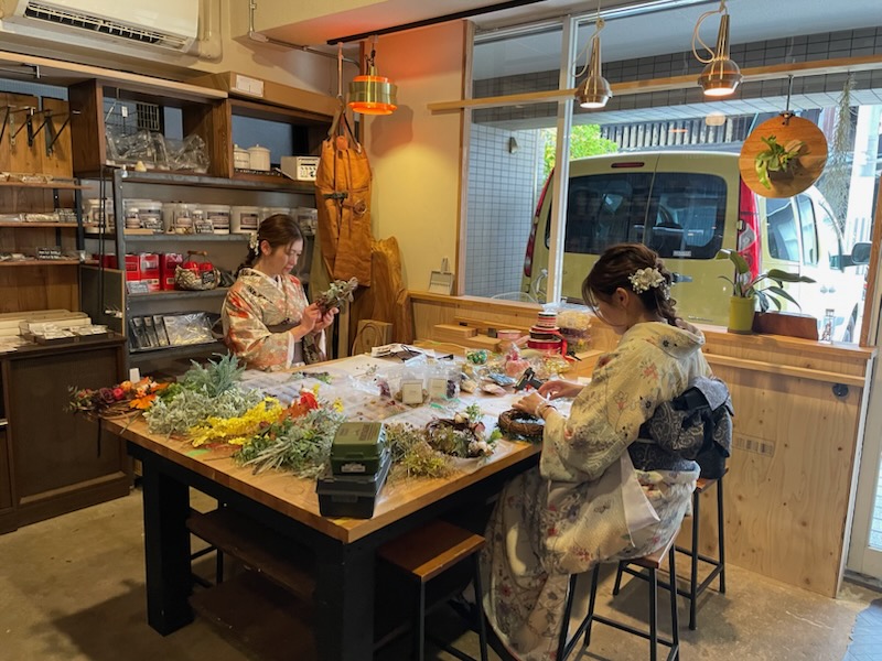 京都遊び場，リースづくりワークショップ京都